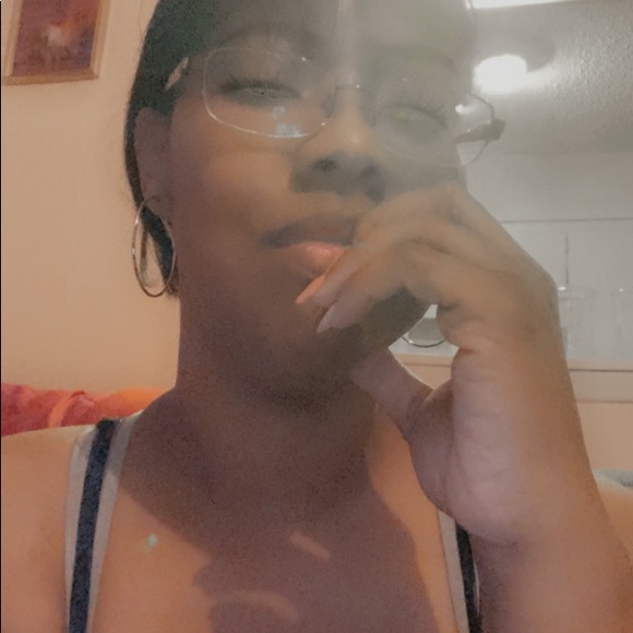 Meet your Posher, Laquita - Picture 7 of 12